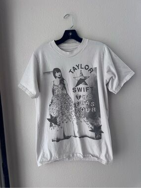 Taylor Swift The Eras Tour Graphic Tee - White Size Small